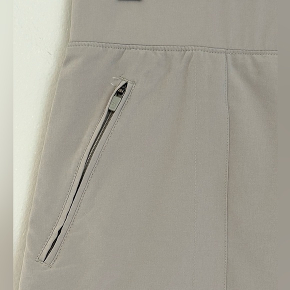 NWOT Kyodan Tan Athletic Skirt with Pockets P/S - Picture 3 of 5